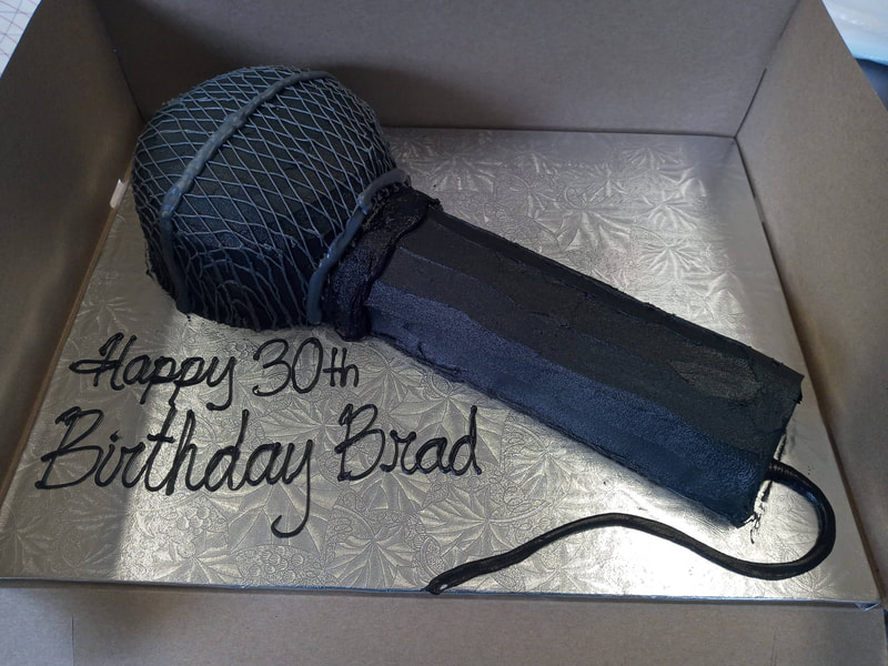 Microphone cake