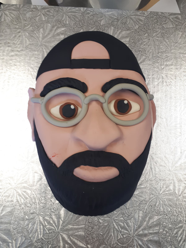 Cake of a man's face